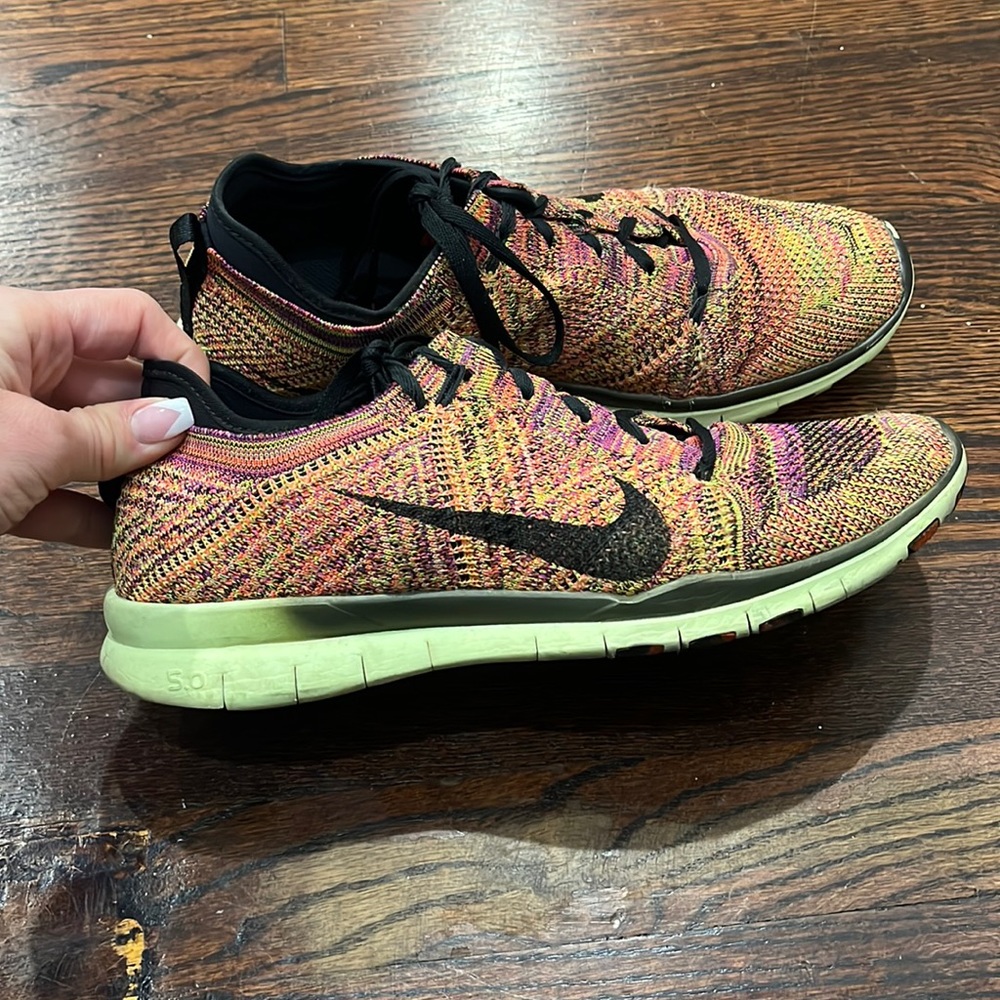 Nike knit womens sneakers